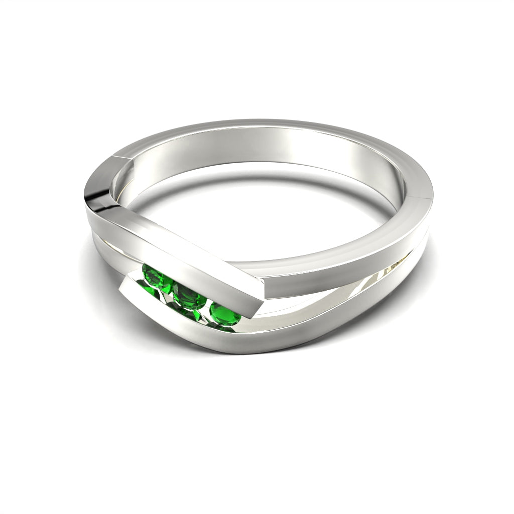 Cross band ring with circular cut