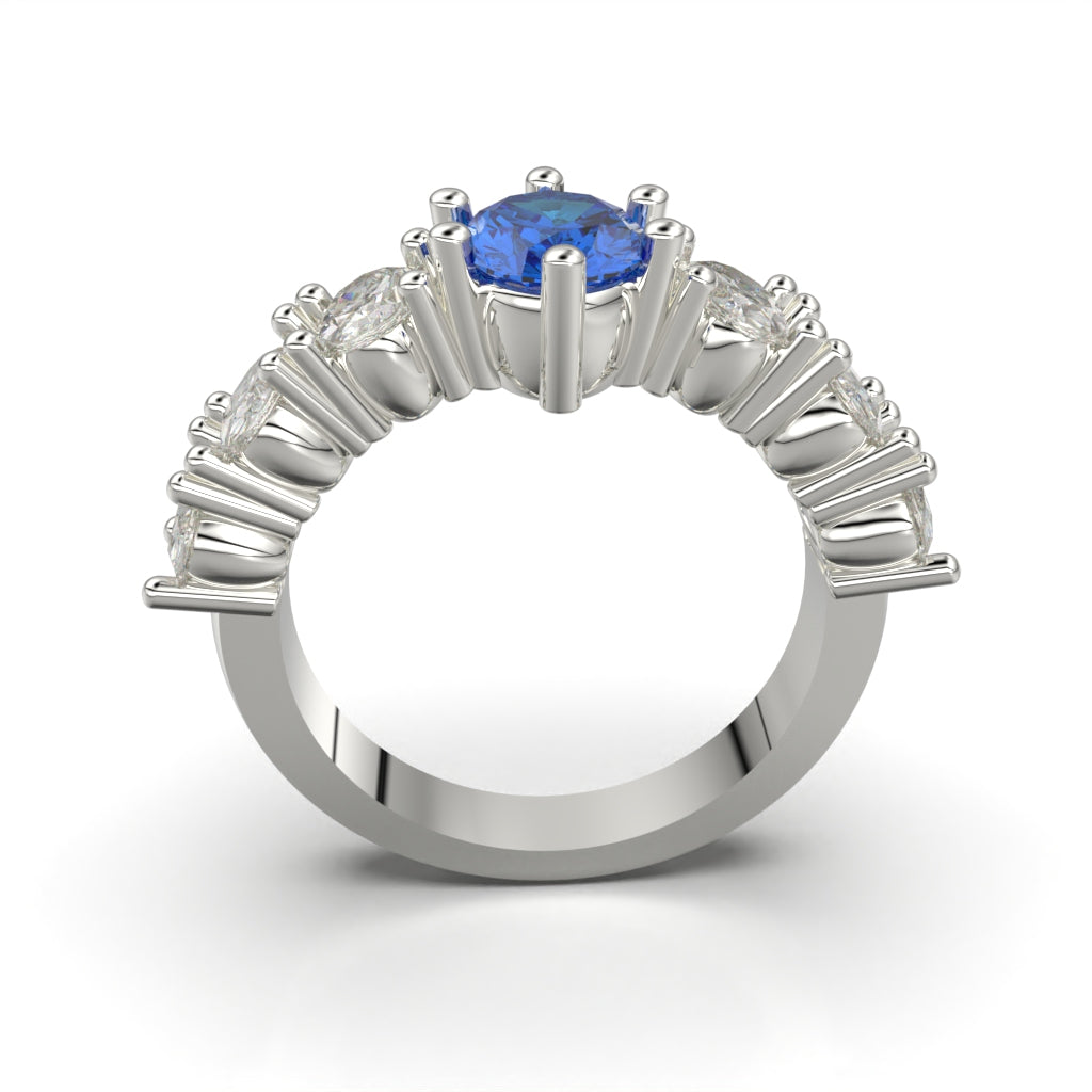 Solitaire ring with oval cut