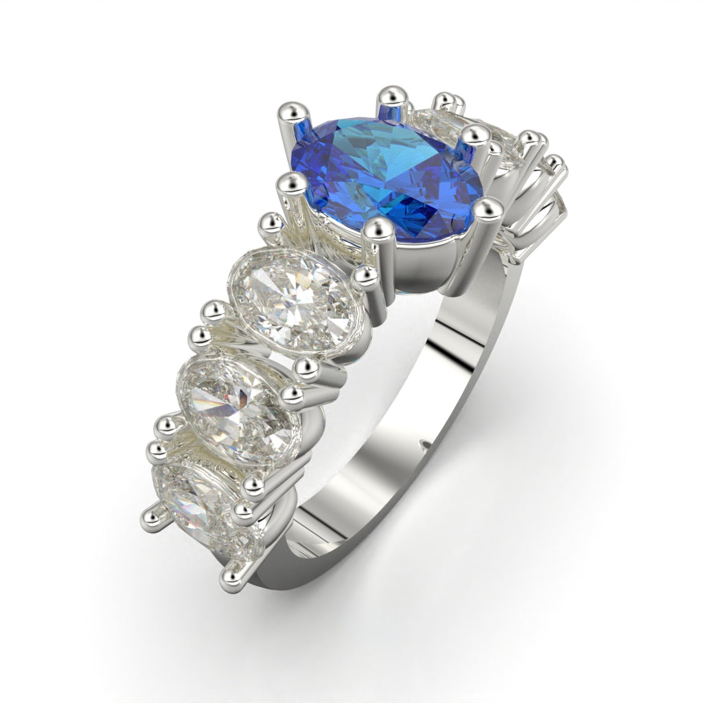 Solitaire ring with oval cut