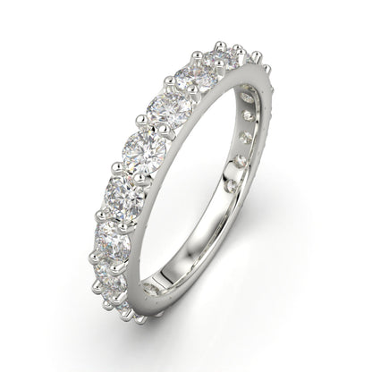 Solitaire ring with circular cut