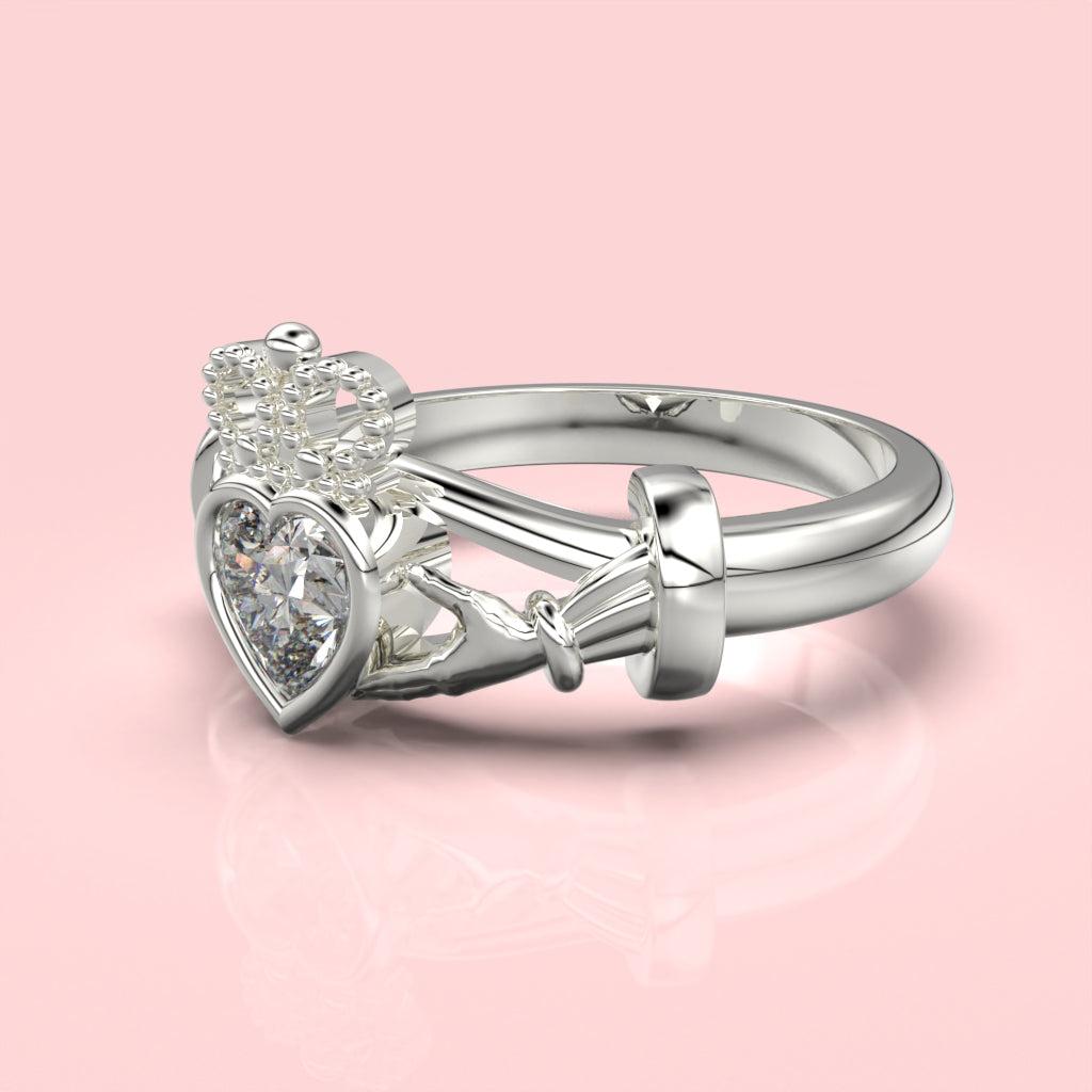 Heart-shaped crown ring with circular cut